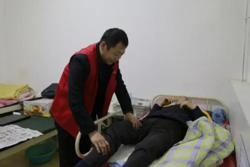 红马甲家政加盟费用 红马甲家政加盟费用