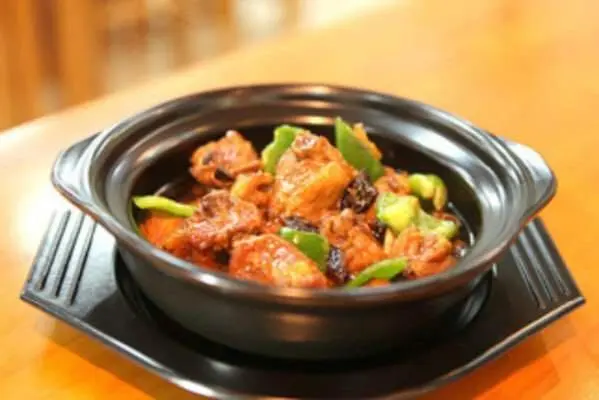 南北飘香黄焖鸡米饭加盟