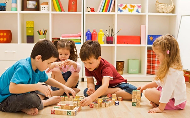 开办幼儿早教托育班 加盟提供开班流程吗