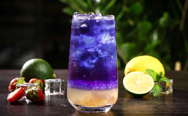我开奶茶店的经历：开了一年半奶茶店，我买了3个教训！