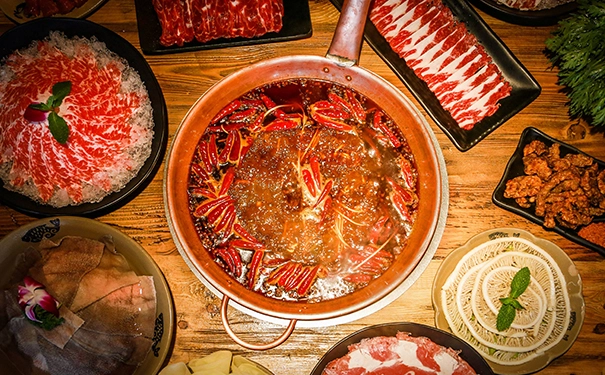 “两面派”餐厅三大罪状，做精做专才是唯一出路！