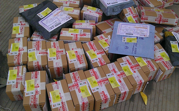 加盟快递公司代理点赚钱吗？一年又能挣多少钱呢?