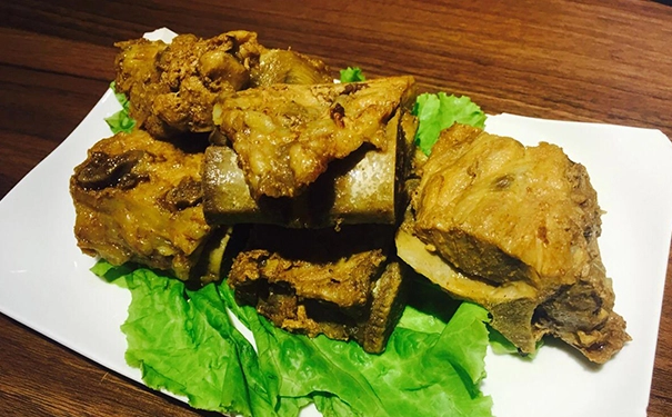 28元自助大骨头骗局！想让老板亏本几乎不可能！