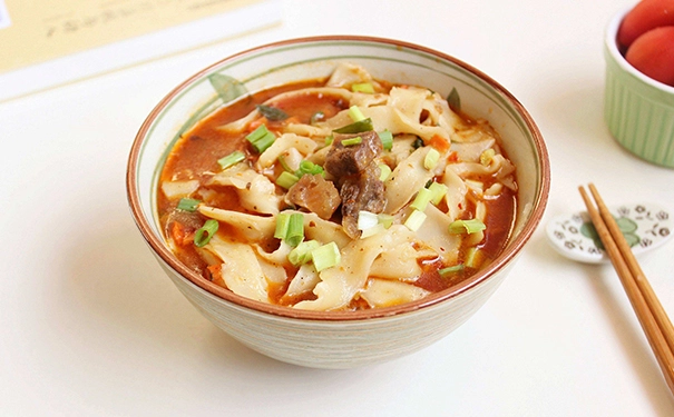 做餐饮是真的辛苦，我开面馆的真实经历