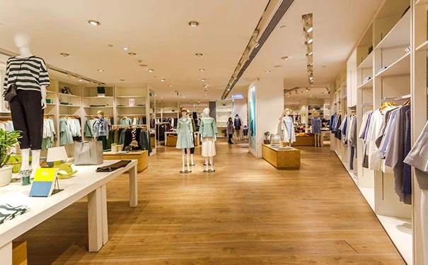 男女装都卖的服装店装修注意到这几点，会让你客满盈门~