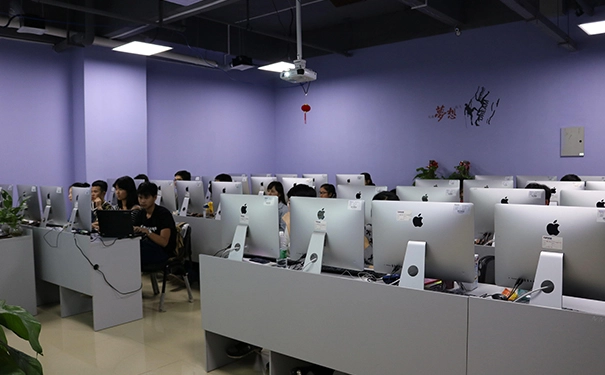 加盟达内教育值得我们去选择吗？