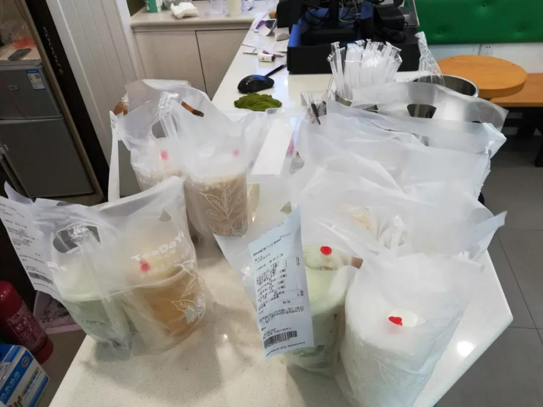 开在酒店的奶茶店的回顾和总结