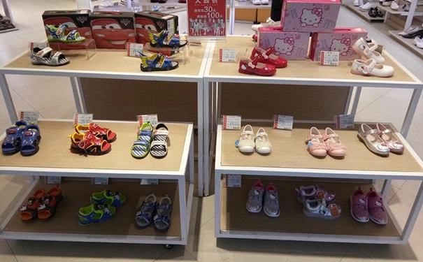 考察童鞋连锁加盟品牌需从三面入手 考察童鞋连锁加盟品牌需从三面入手