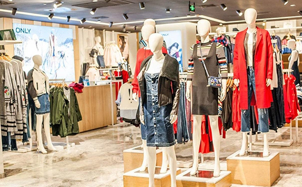 女孩3万元适合开什么店?服装店能开起来吗? 女孩3万元适合开什么店?服装店能开起来吗?