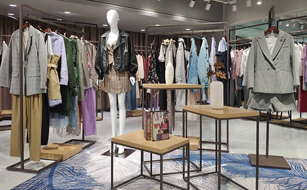 网红服装店如何做起来?下面几点需要注意 网红服装店如何做起来?下面几点需要注意