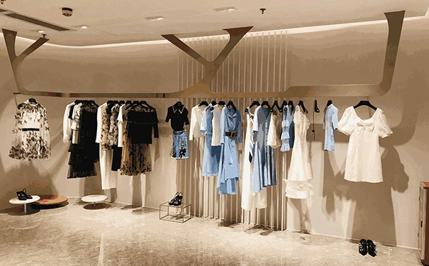 服装店如何成为网红店？方法多不多？