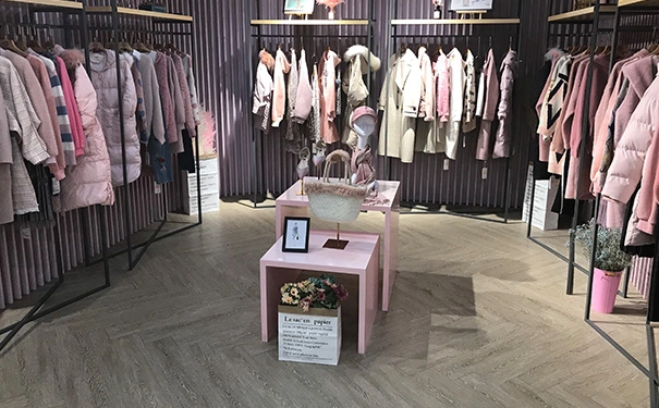 服装店租金一般多少合适？必须过万吗？