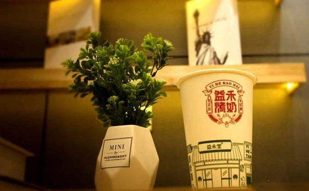 现在一般奶茶店的利润怎么样?