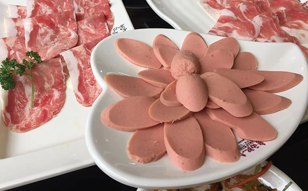 新手如何开一个火锅店？火锅店创业新手应注意些什么呢?
