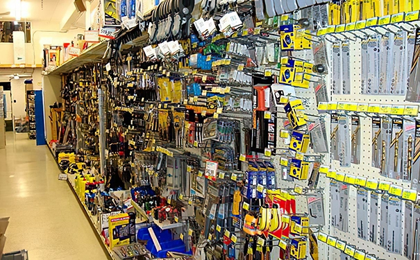 一万元开五金店建材加盟靠谱吗？