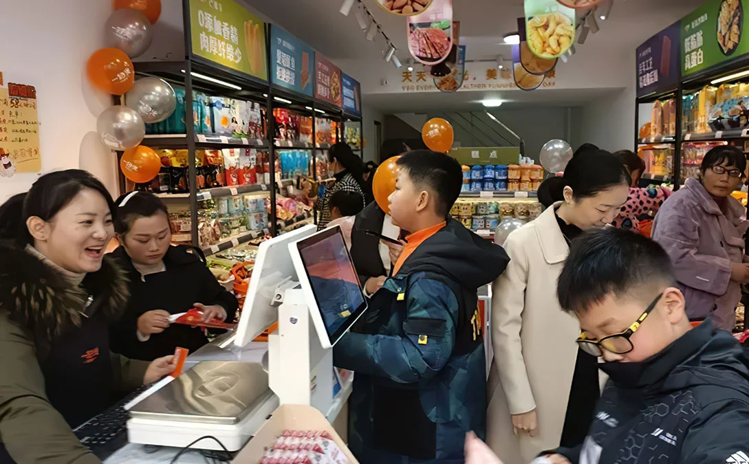 2022年零食店加盟市场行情如何？一扫光零食家全面解析