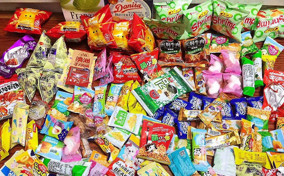 适合女人小成本开店，当然是零食加盟了