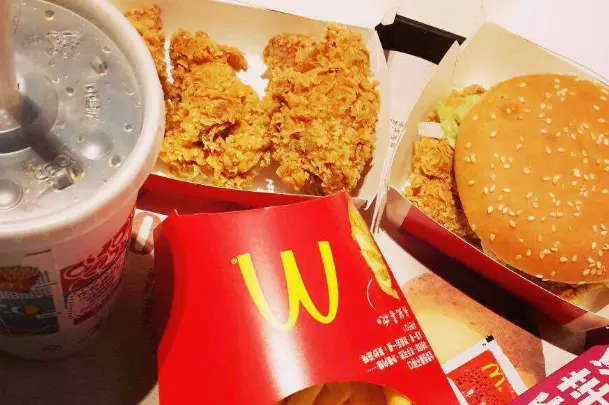 开一家麦当劳加盟店多少钱(加盟一个麦当劳到底需要多少钱)