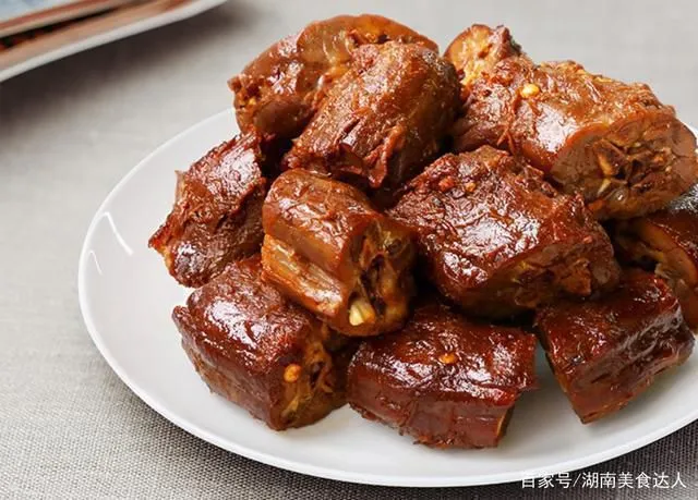 周黑鸭加盟费多少怎么加盟的(周黑鸭加盟费需要多少钱2022)