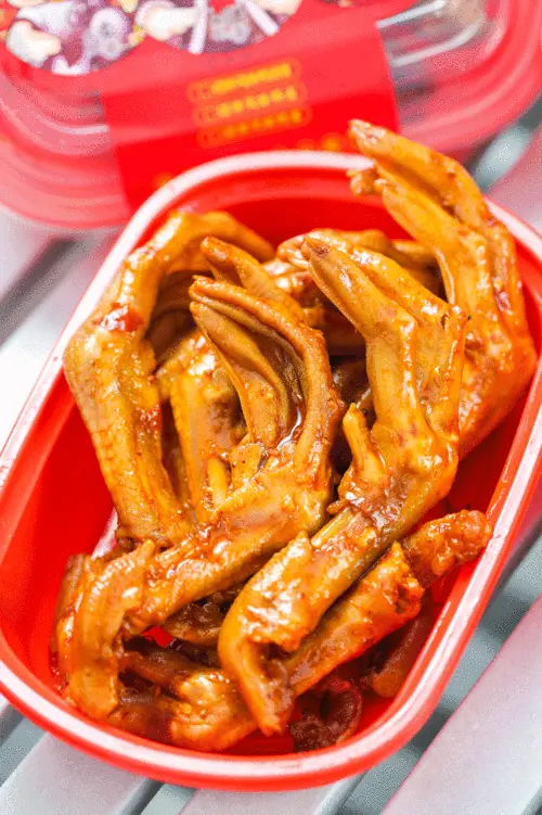 绝味鸭脖加盟店需要什么(绝味鸭脖加盟店需要多少钱加盟)