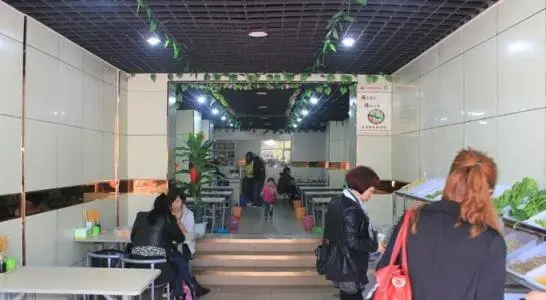 马金龙麻辣烫加盟优势 马金龙麻辣烫加盟优势