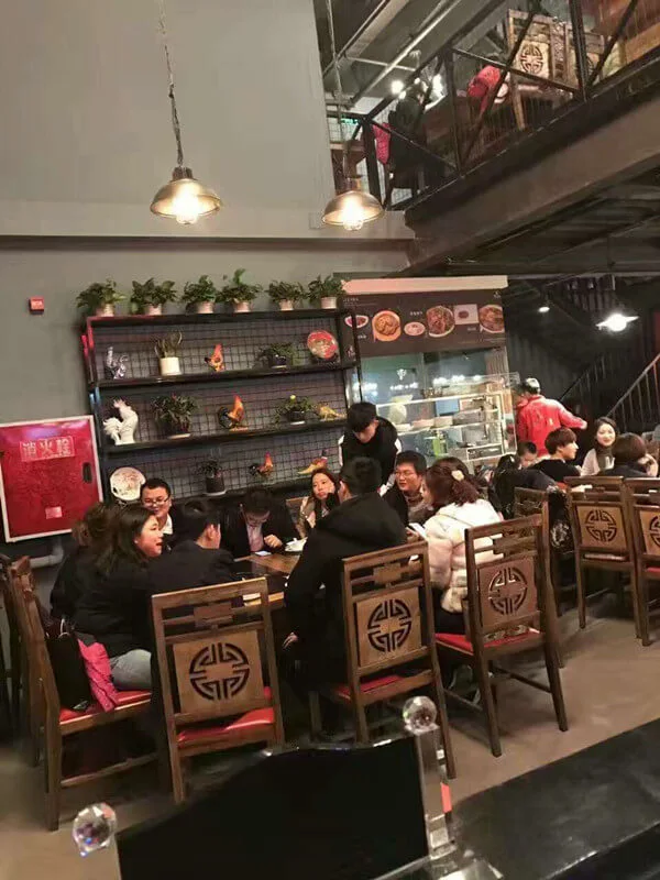 李子坝梁山鸡加盟费用 李子坝梁山鸡加盟费用