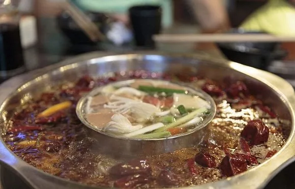 辣小倩虾火锅加盟优势