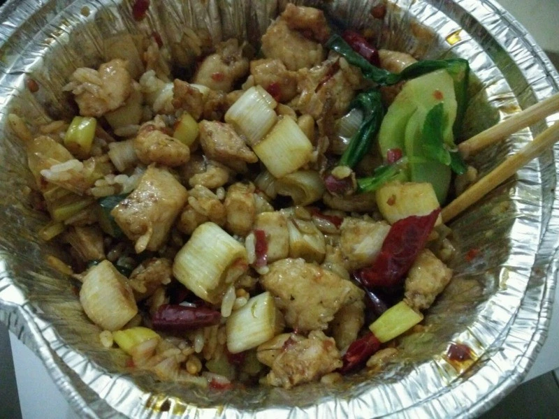 满口香煲仔饭加盟