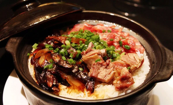 味佳香煲仔饭加盟