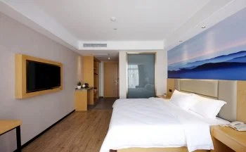 紫气东来酒店